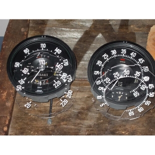 Lancia Aurelia dashboard dial faces