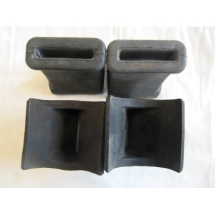 Lancia Flavia rear leafspring dustguard rubbers